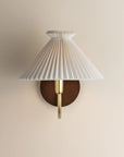 1-Light Wall Sconce in Vintage Brass