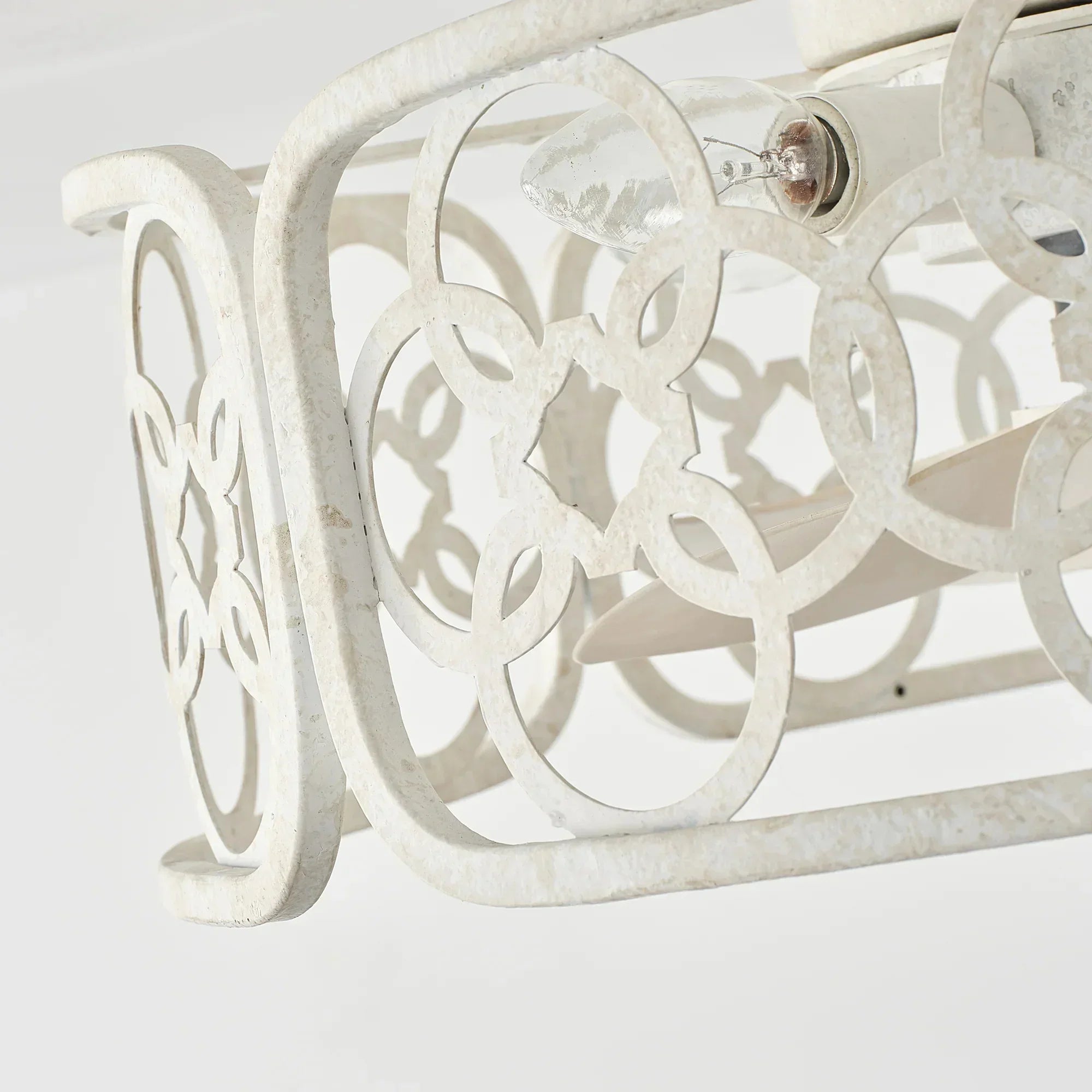 18" Leif Distressed Ceiling Fan