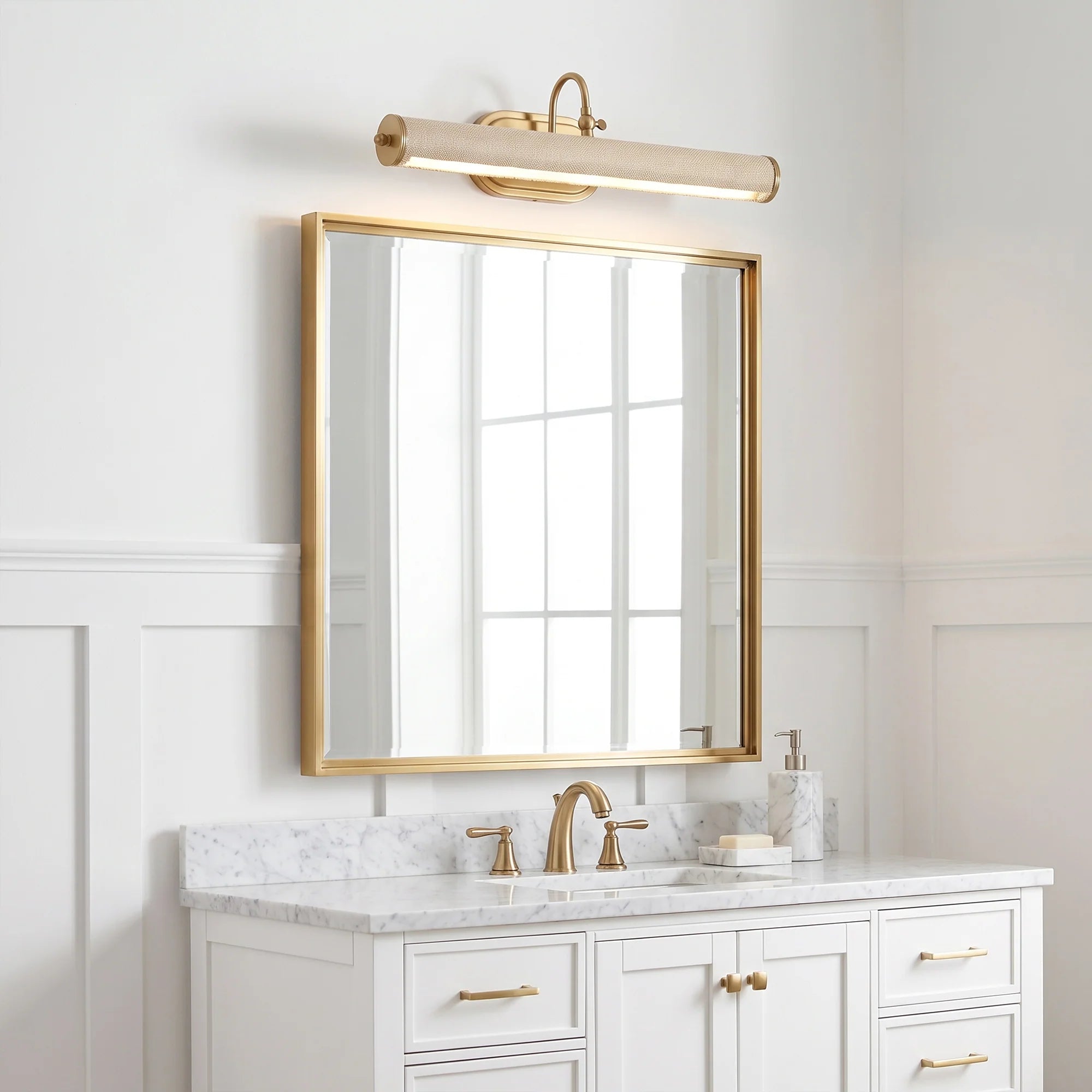 Regan 1-Light Vintage Brass LED Vanity Mirror Light