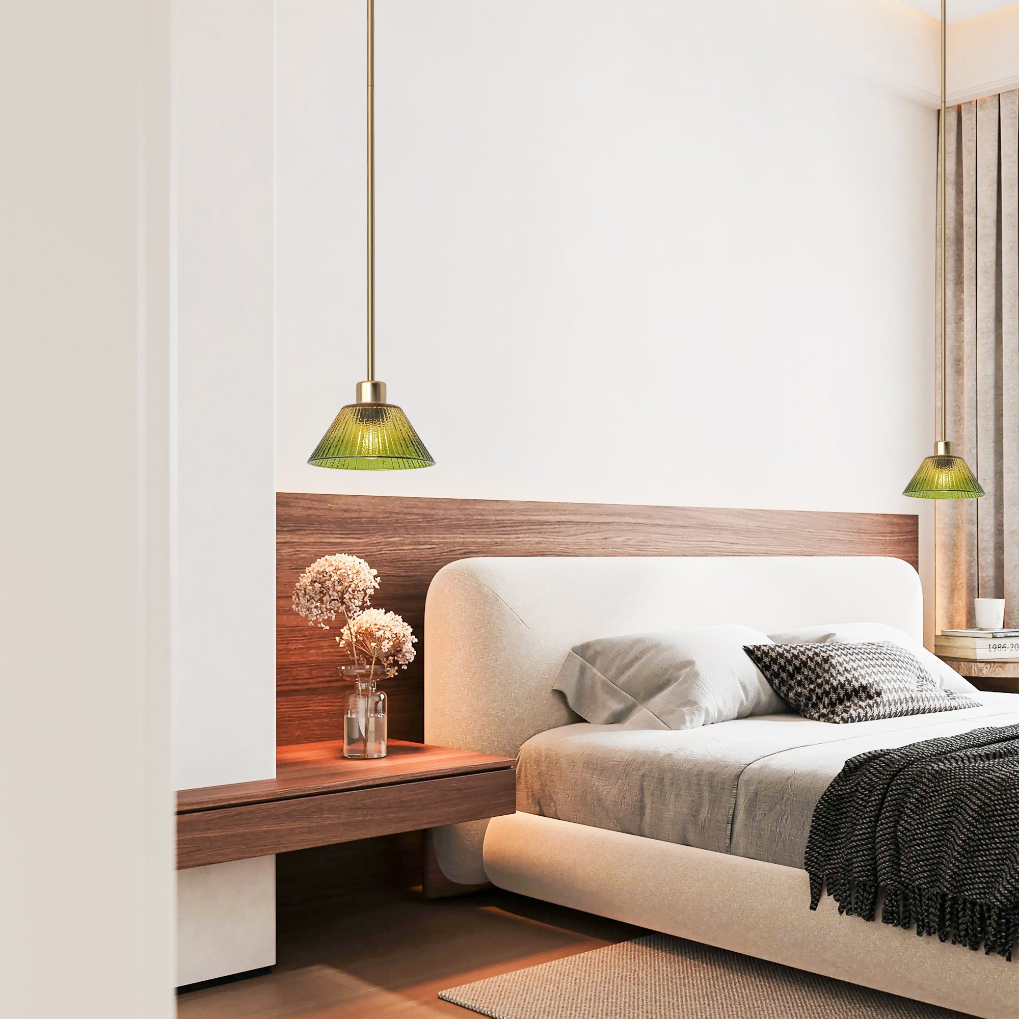 Yetta 7.5 Inch 1 Light Pendant Light