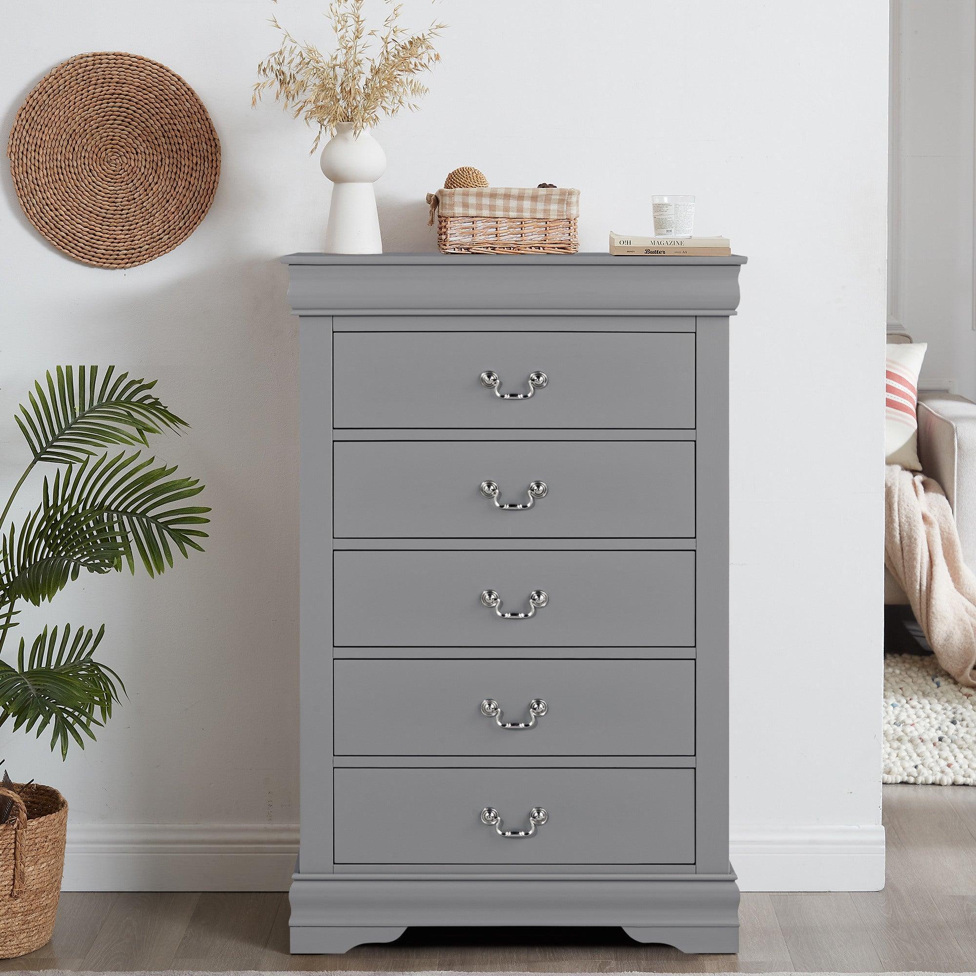 Transitional 5-Drawer Dresser Chest with Classic Bracket Feet