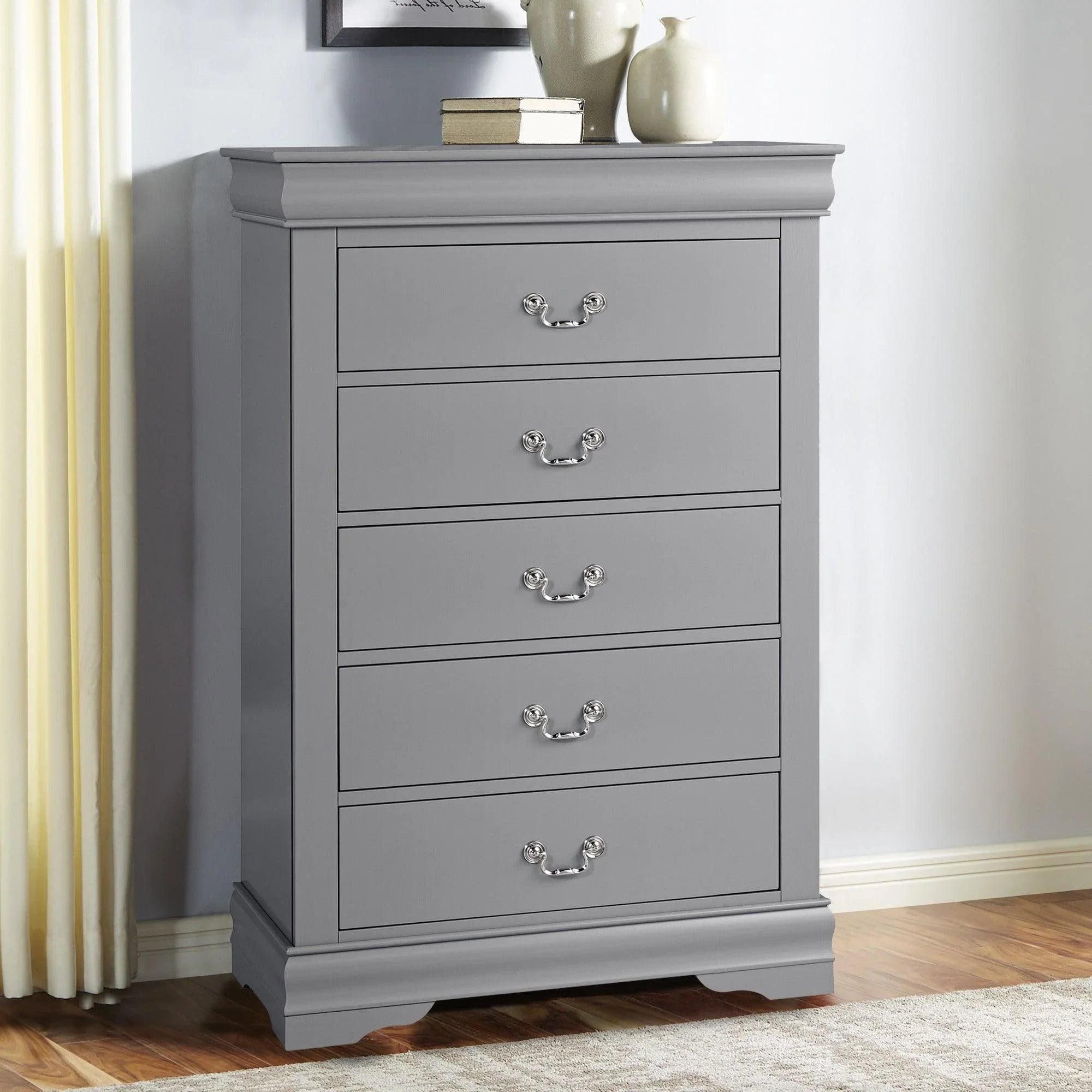 Transitional 5-Drawer Dresser Chest with Classic Bracket Feet
