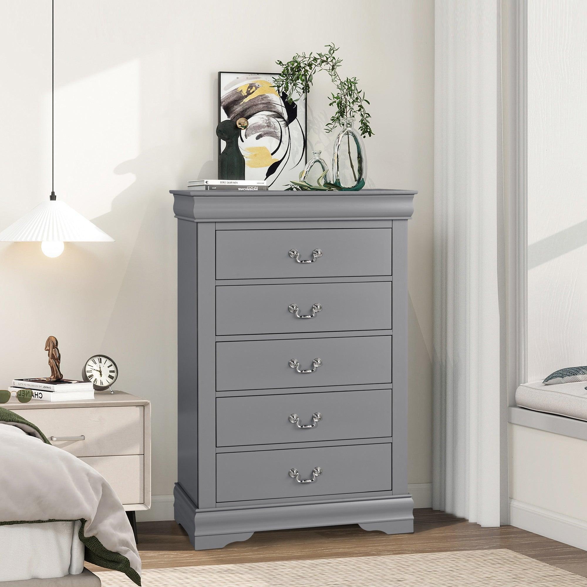 Transitional 5-Drawer Dresser Chest with Classic Bracket Feet
