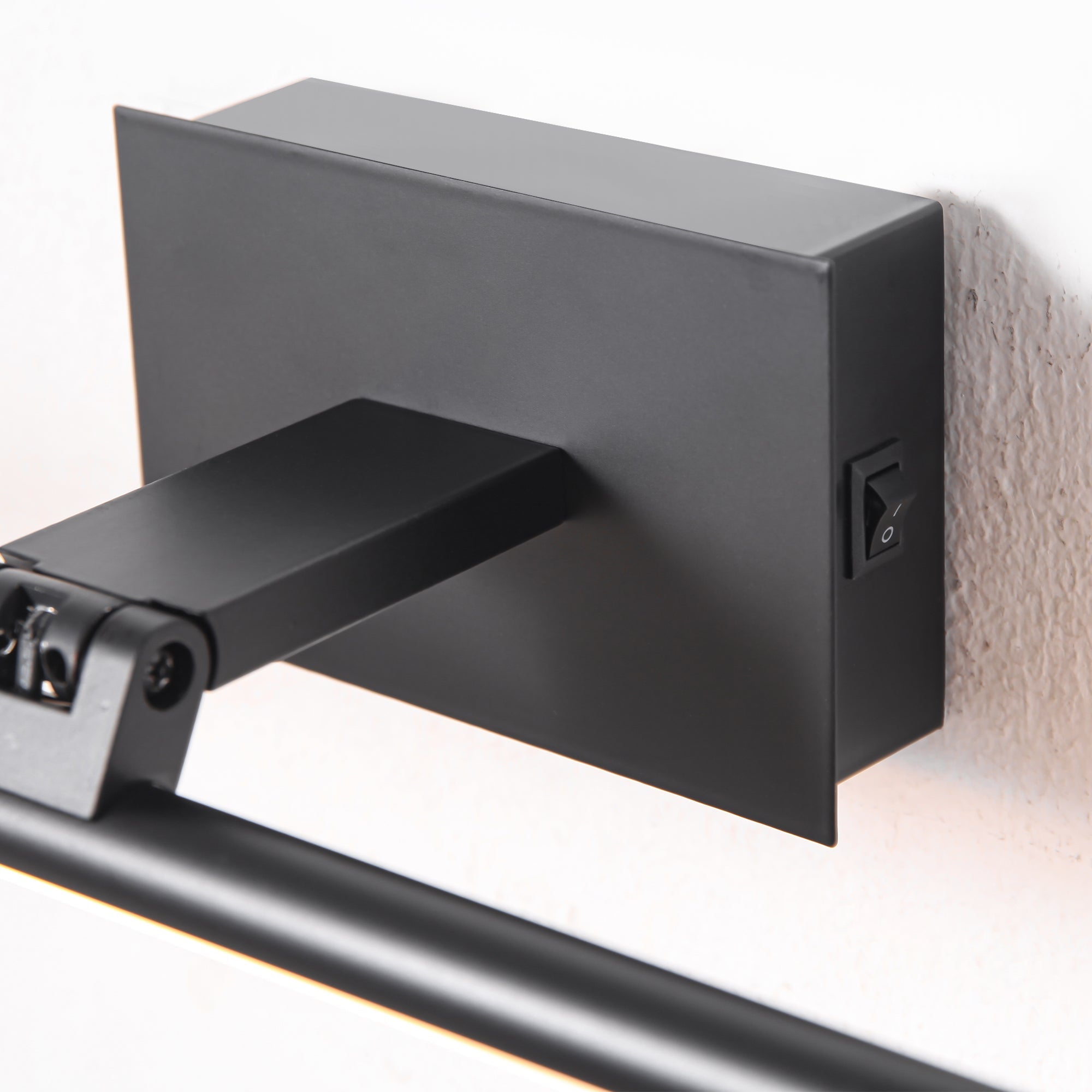 Battery Powered LED Vanity Mirror Light with Remote