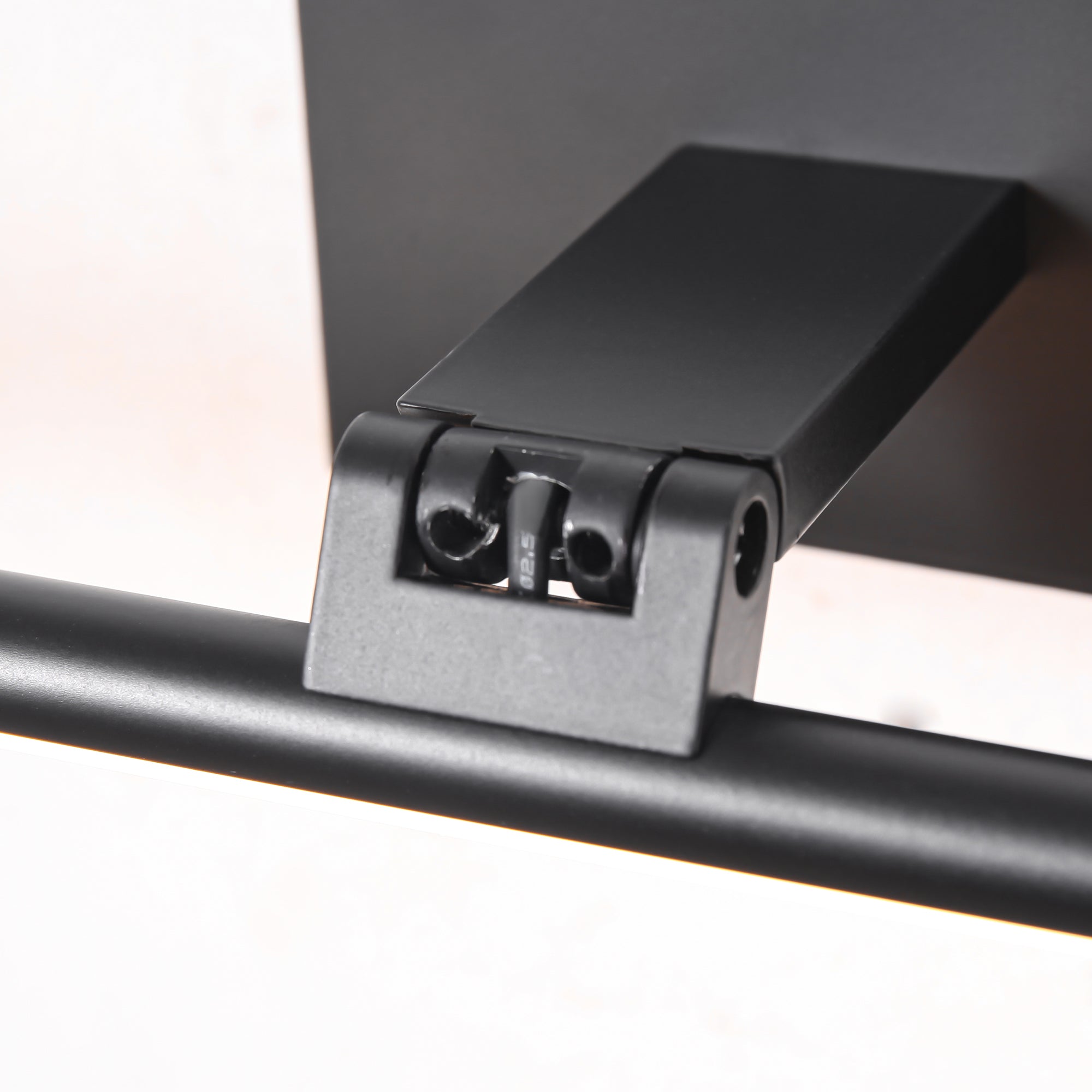 Battery Powered LED Vanity Mirror Light with Remote