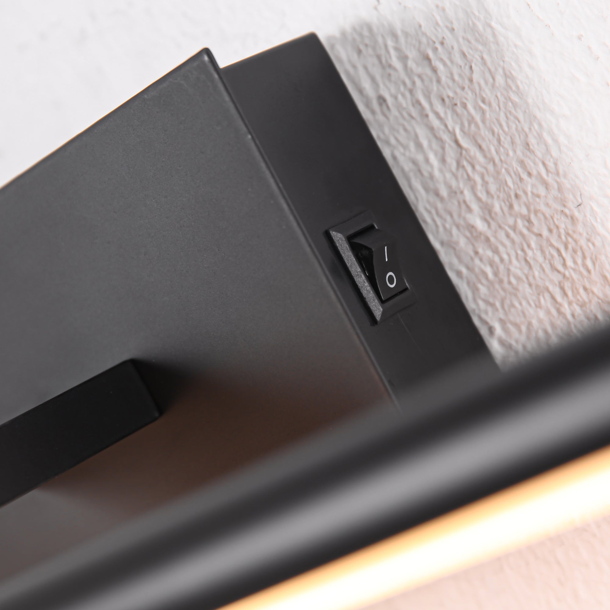 Battery Powered LED Vanity Mirror Light with Remote