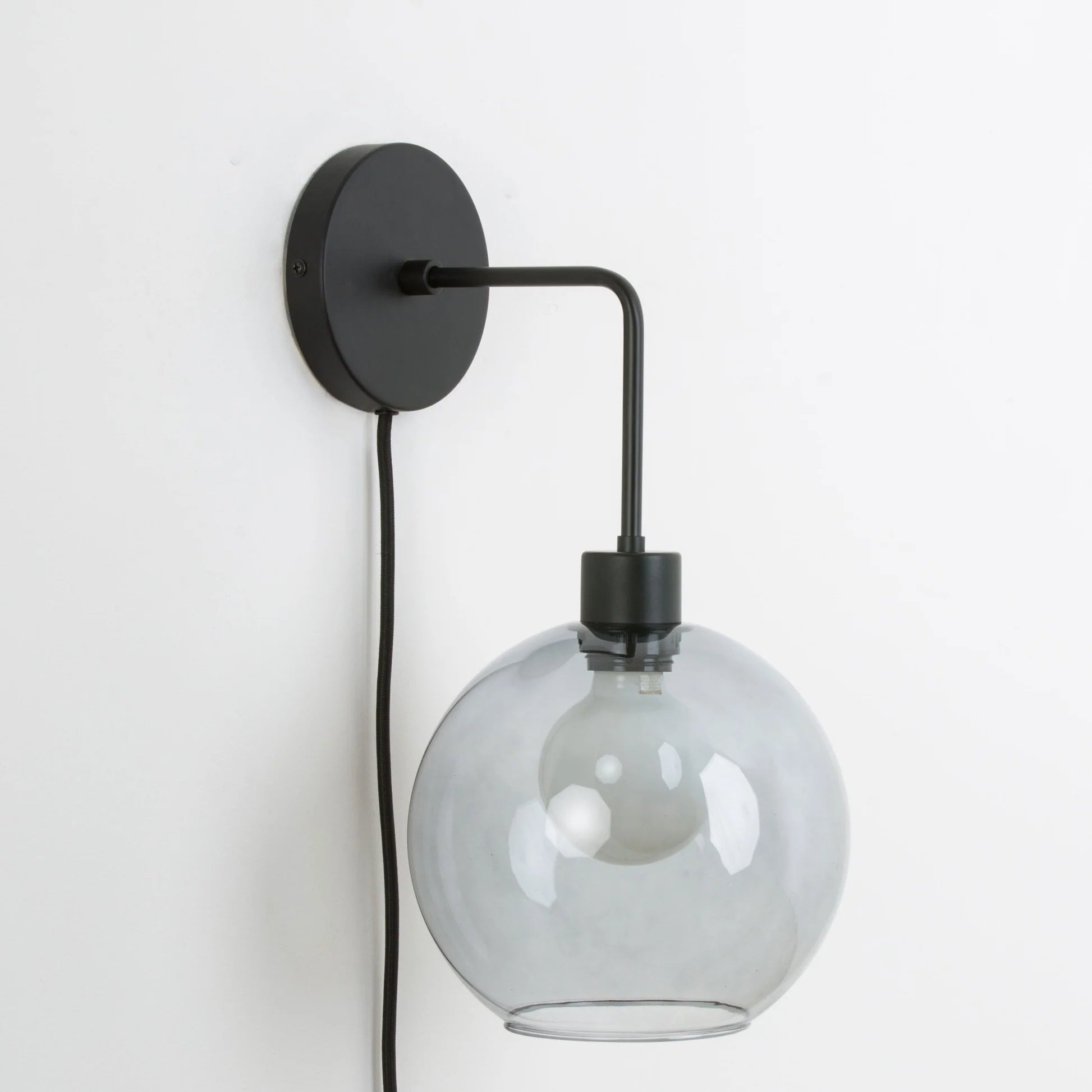 Plug-In Bend Solo 8in Globe Sconce