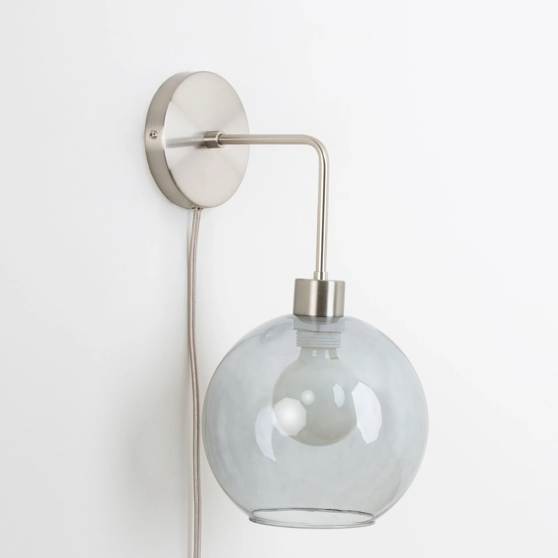 Plug-In Bend Solo 8in Globe Sconce