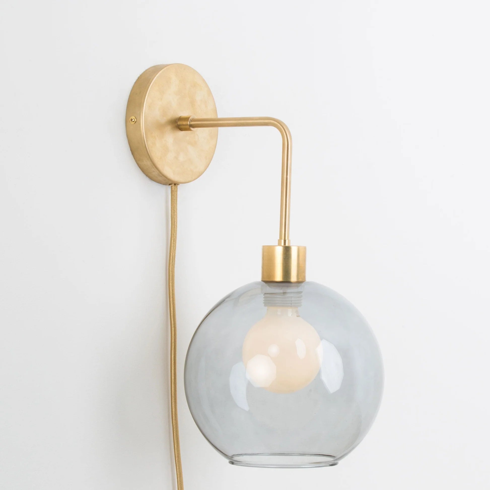 Plug-In Bend Solo 8in Globe Sconce
