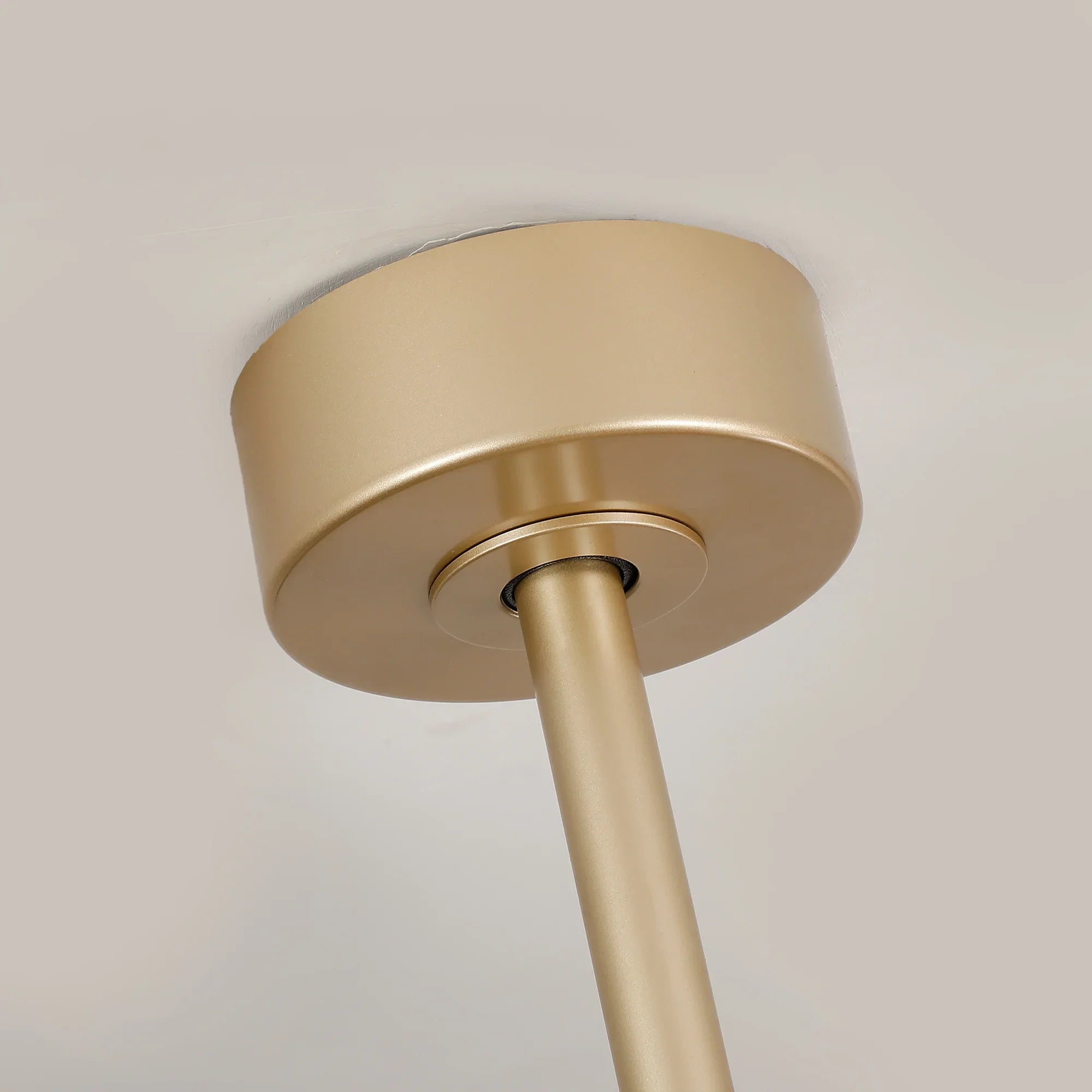 60" Volga Modern Ceiling Fan