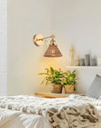 Traditional Golden 1-Light Wall Light - IPLUS Lighting