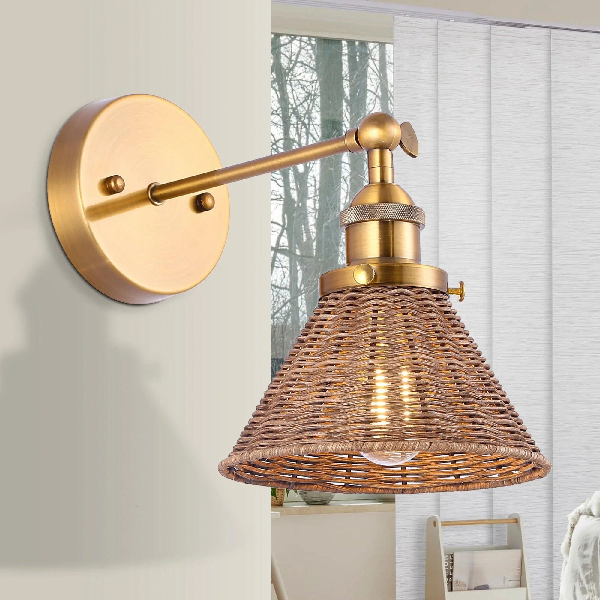 Traditional Golden 1-Light Wall Light - IPLUS Lighting