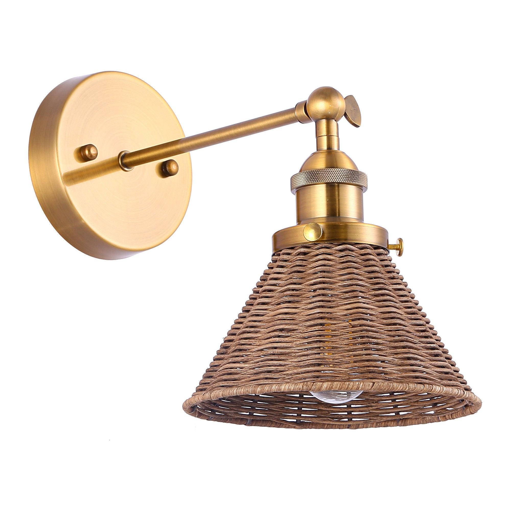 Traditional 1-Light Golden Wall Light - ParrotUncle
