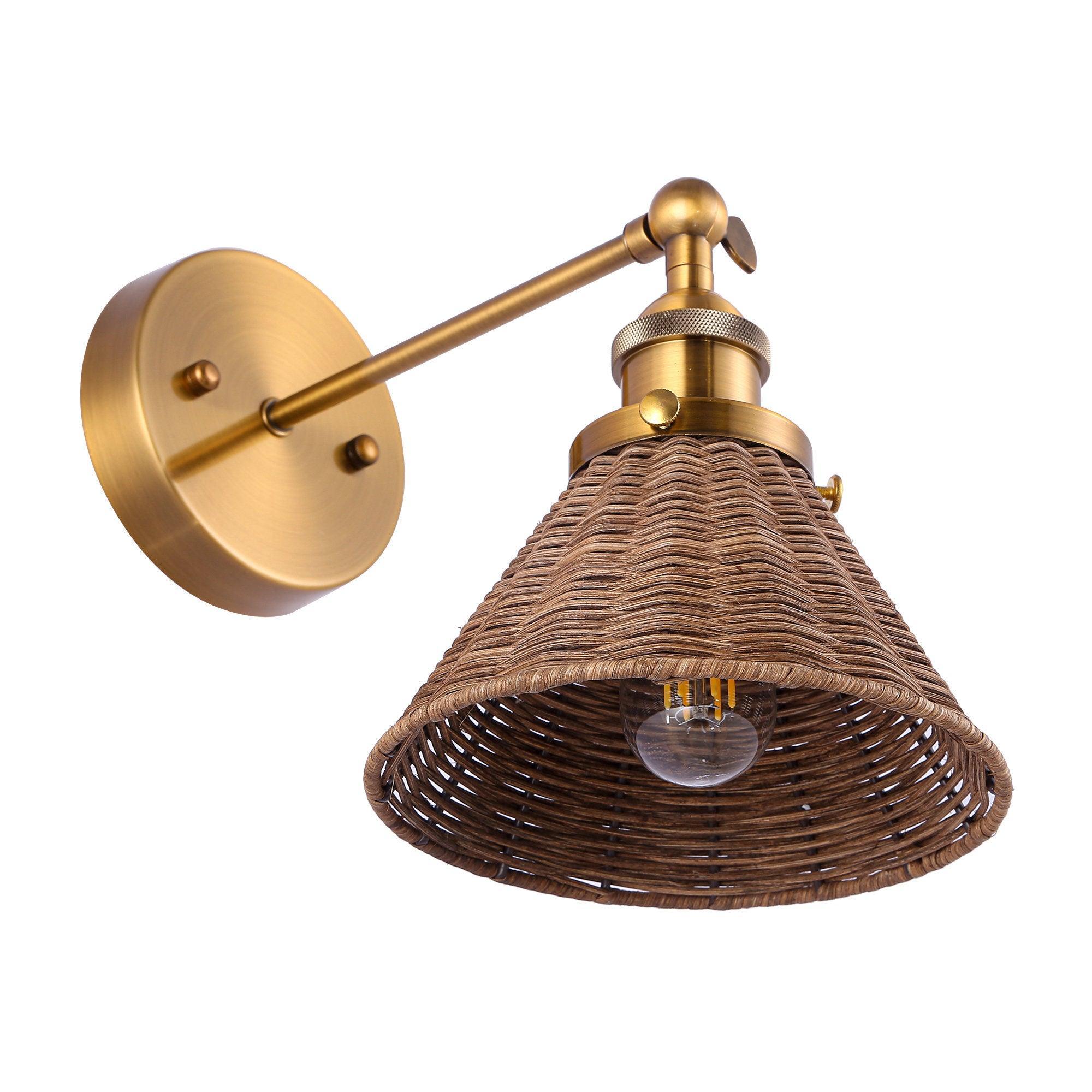Traditional 1-Light Golden Wall Light - ParrotUncle
